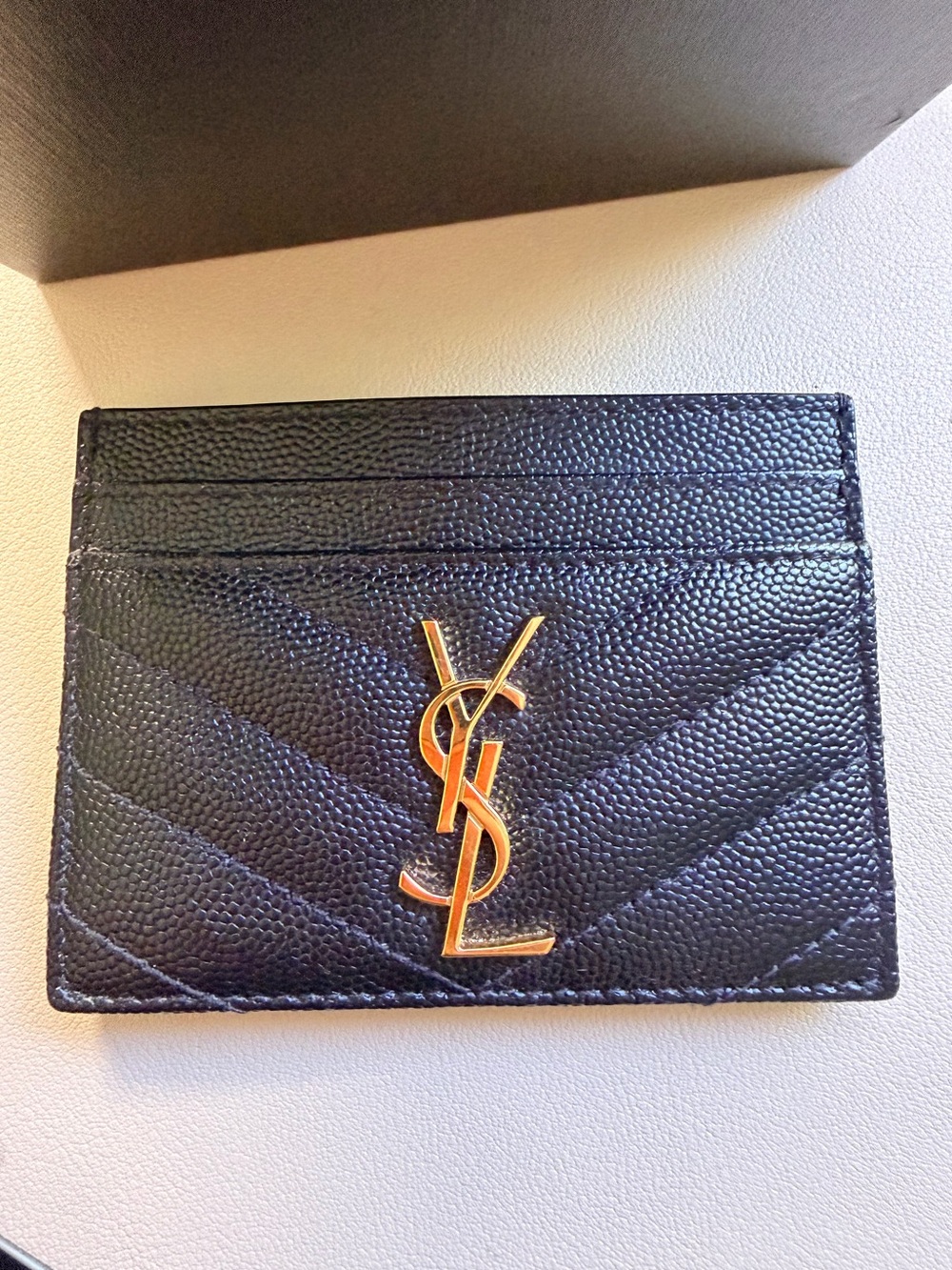Saint Laurent Cassandre Matelasse Black Card Holder - Picture 5 of 9